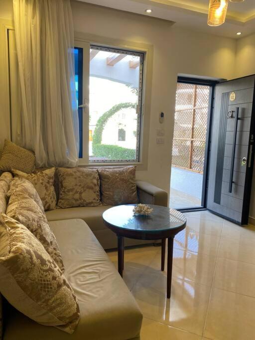 Cosy Studio On The First Floor With Lovely Terrace And Personal Garden Area, Pool View And Free Beach Access In Sharm Hills Resort Exteriör bild